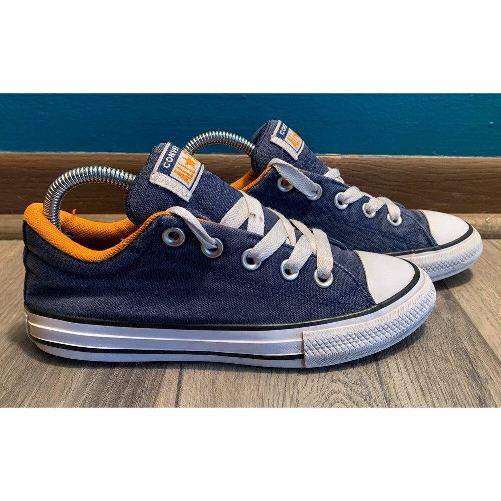 Converse Chuck Taylor All Star Kid's Size 2 Blue/Orange Low Tops Sneakers